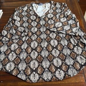 Jordan Taylor Animal Print V-Neck Blouse